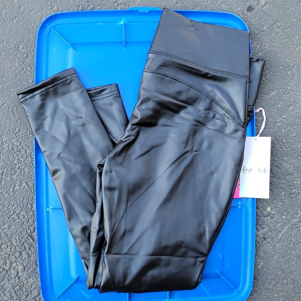 Maternity faux leather leggings pull on black